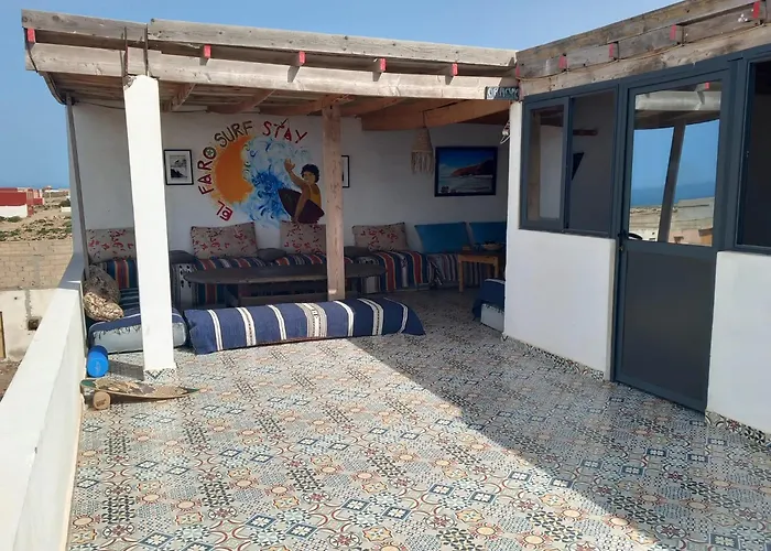 El Faro Surfstay